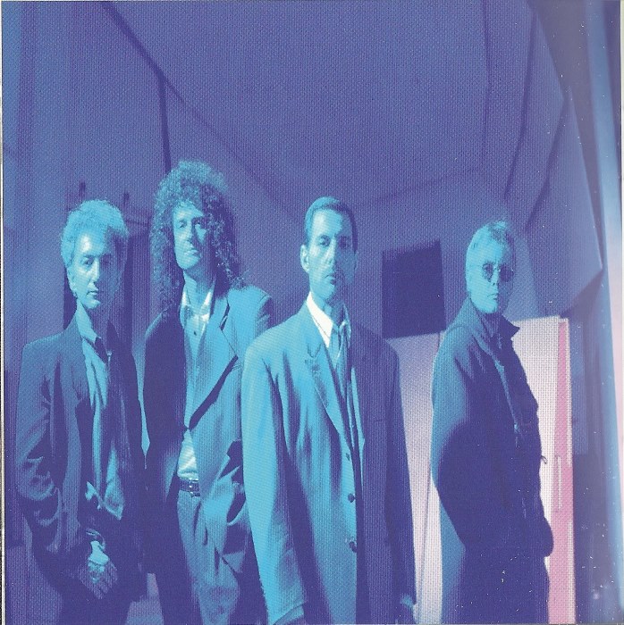 Queen  Forever : Booklet 8